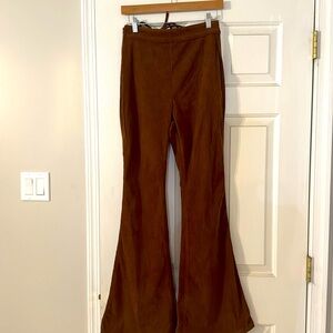 Windsor Bohemian Babe Lace-Up Faux Suede Flare Pants Small EUC